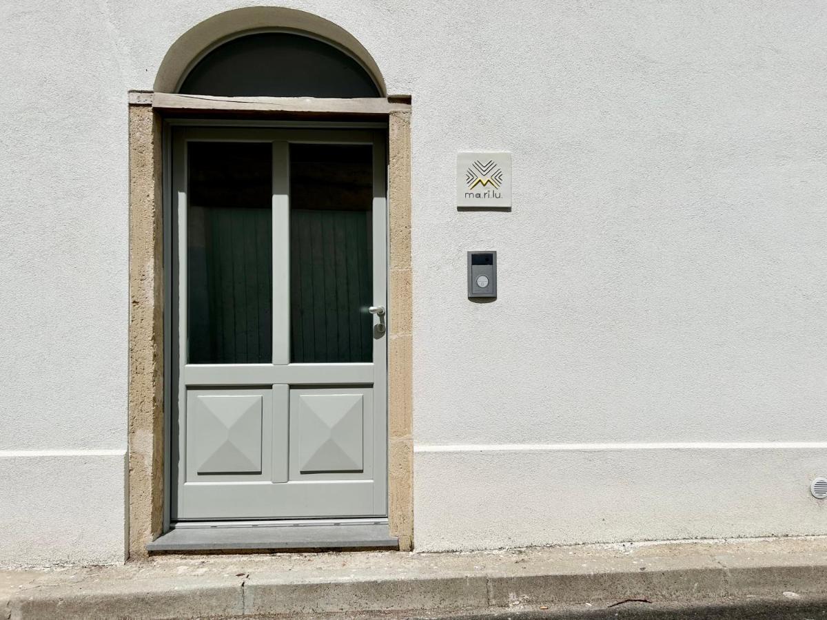 Hotel Palazzo Ma.Ri.Lu. Cabras Exterior foto